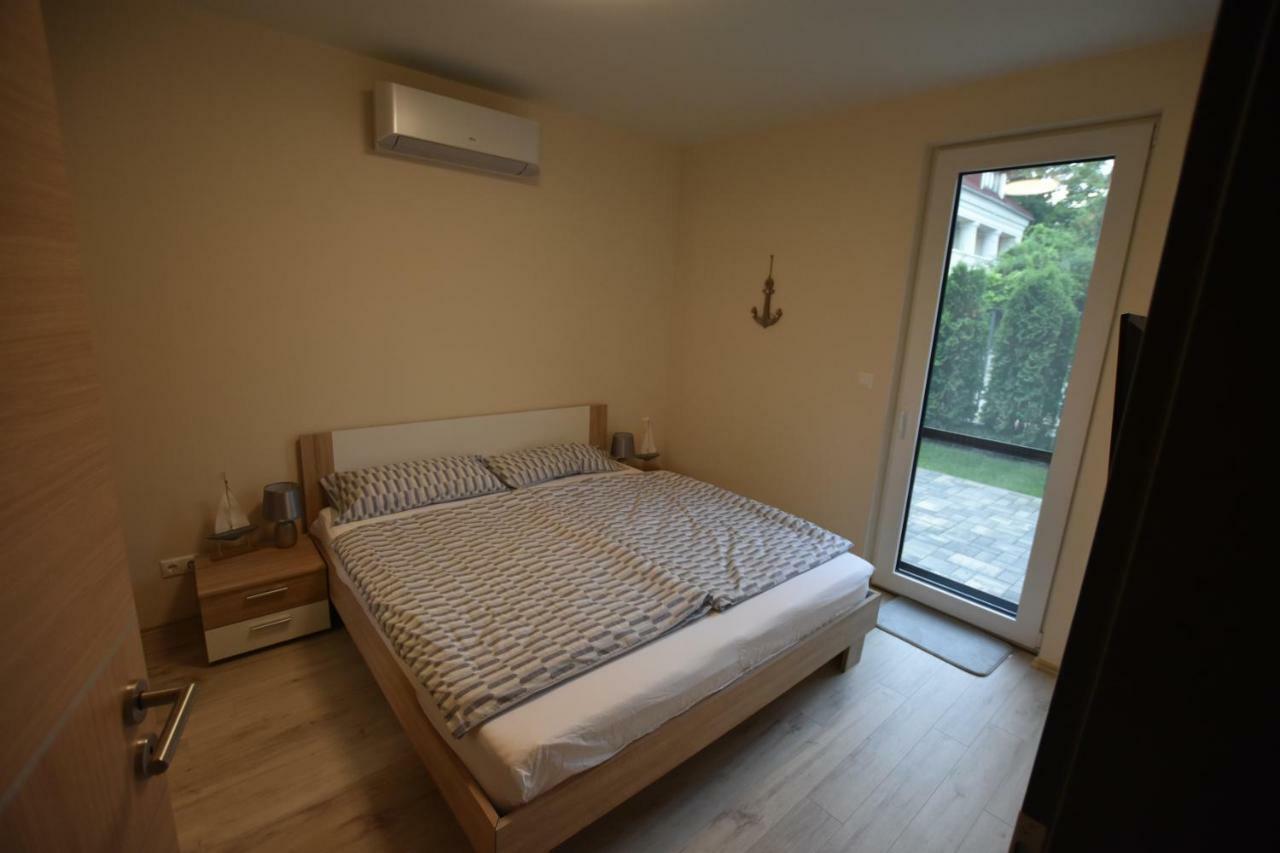 Azur Apartman Balatonfured Ngoại thất bức ảnh